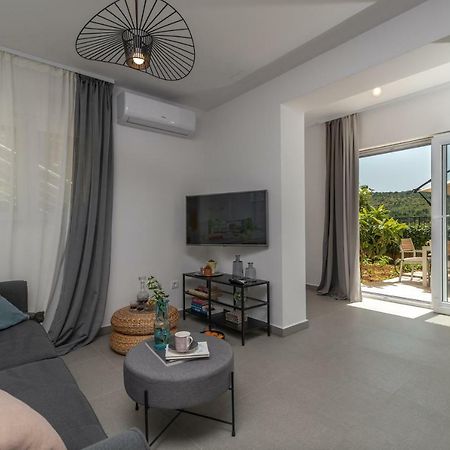 Apartments Flora Trogir Exteriör bild